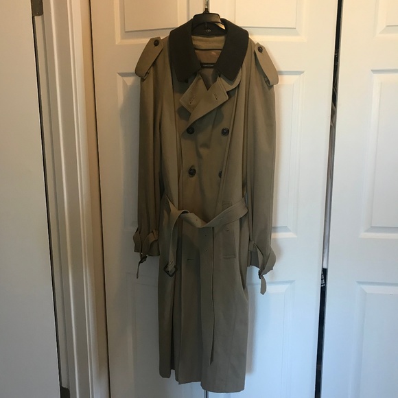 Awesome Men's Trench coat by Joseph Abboud - Picture 3 of 8